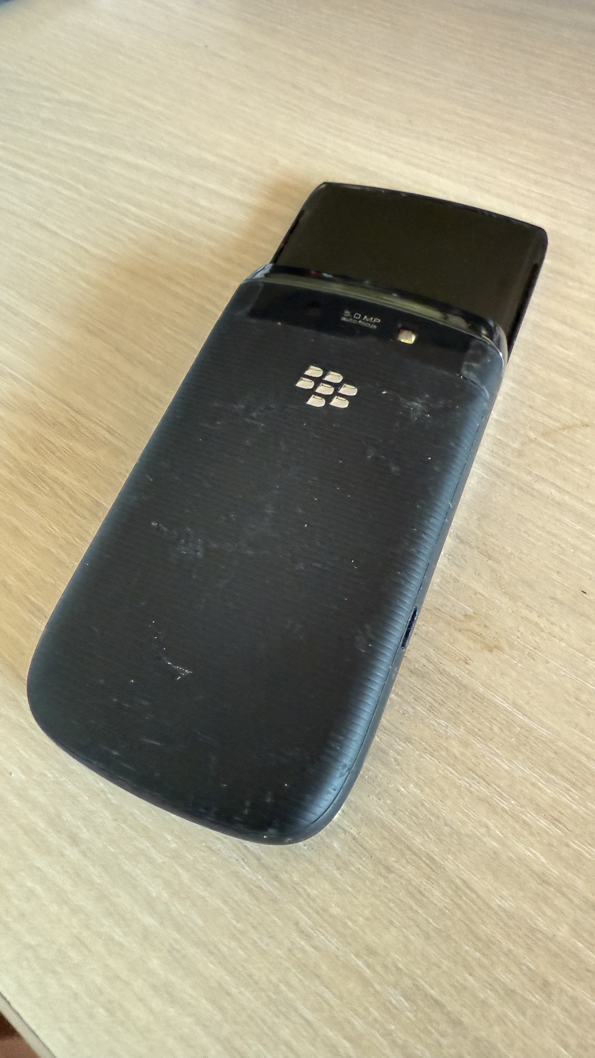 imagine 2  pentru anuntul Vand Blackberry aproape funcțional