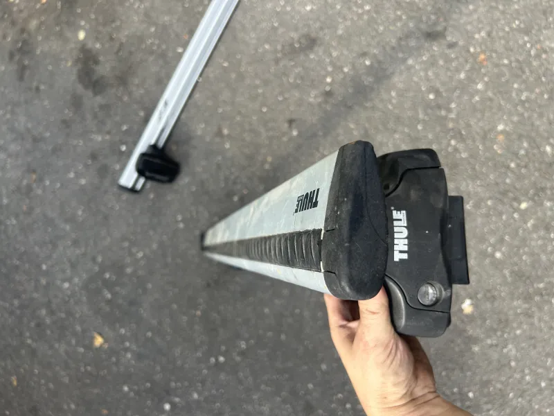 imagine 1  pentru anuntul Vand sistem de bare bari transversale Thule Wingbar 135cm Seat Ibiza