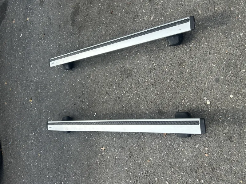 Vand sistem de bare bari transversale Thule Wingbar 135cm Seat Ibiza
