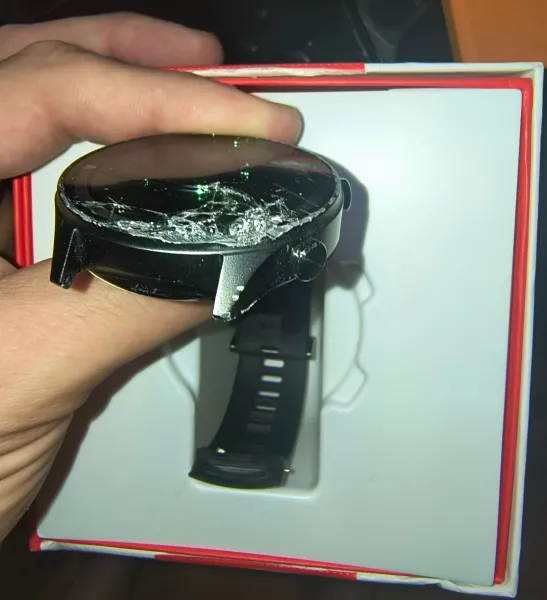 imagine 5  pentru anuntul one plus watch 2r